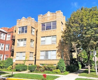 7506 N Damen Ave Unit 3, Chicago, IL 60645