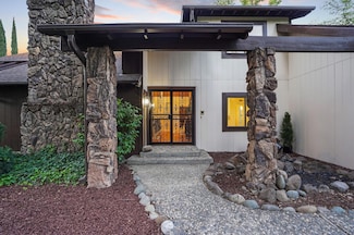 9775 Oak Leaf Way, Granite Bay, CA 95746