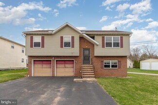 1800 Poplar Rd, Dover, PA 17315