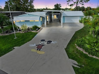 5010 Northshore Dr, Polk City, FL 33868