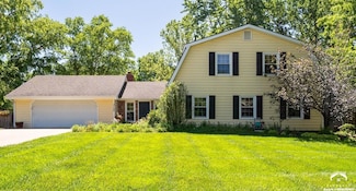 2708 Lawrence Ave, Lawrence, KS 66047