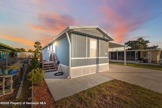 6841 Signal Cove Dr, Hudson, FL 34667