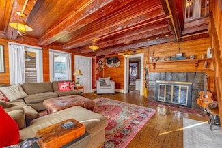 237 Lancaster Rd Unit 1, Whitefield, NH 03598
