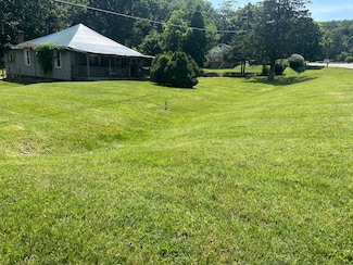 3702 Buck Mountain Rd, Roanoke, VA 24018