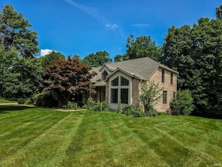 6412 E Wellston Dr, Bloomington, IN 47408