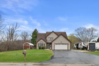 8120 Halverson Rd, Waterford, WI 53185