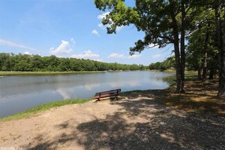 1404 Parkside Dr, Redfield, AR 72132