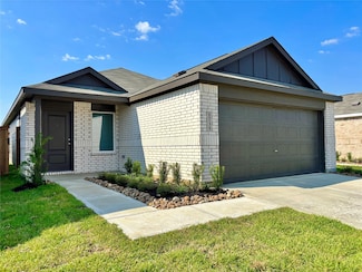 1735 W Stroker Rd, Crosby, TX 77532