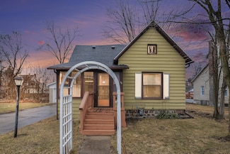 15 Burnham St E, Battle Creek, MI 49015