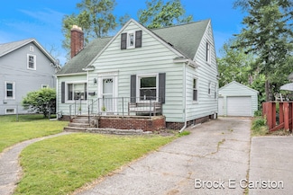 2945 Roosevelt Rd, Muskegon, MI 49441