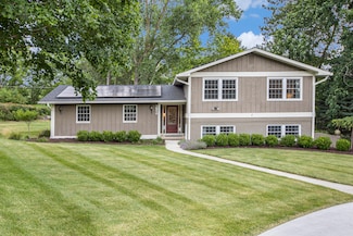 3850 W Loch Alpine Dr, Ann Arbor, MI 48103