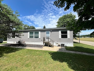 1206 Shiawassee River Rd Unit 3, Three Rivers, MI 49093