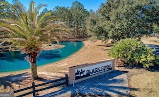 795 Lake Deborah Dr, Folkston, GA 31537