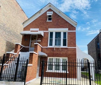 4803 S Honore St, Chicago, IL 60609