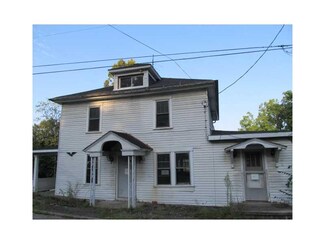 146 Highway St, Yukon, PA 15698