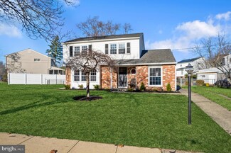 1294 W Trace Dr, Glendora, NJ 08029
