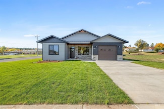 801 Lewiston St, Cottonwood, ID 83522