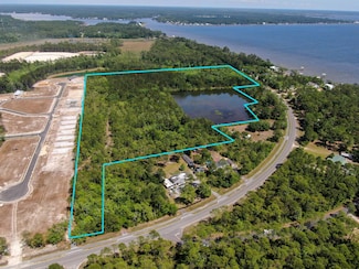 4279 County Hwy 83a W, Freeport, FL 32439