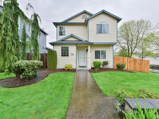 20595 NE Fairview Lake Way, Fairview, OR 97024