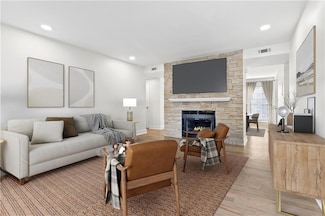 1166 Booth Rd SW Unit 205, Marietta, GA 30008