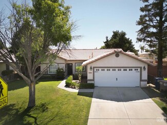 604 Mondavi Way, Bakersfield, CA 93312