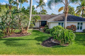 4786 Richmond Mews, Haverhill, FL 33415