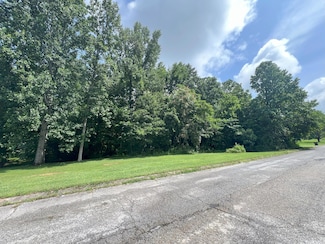 1978&1972 Bluebird Cir, Morristown, TN 37814