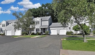 404 The Mews Unit 404, Rocky Hill, CT 06067