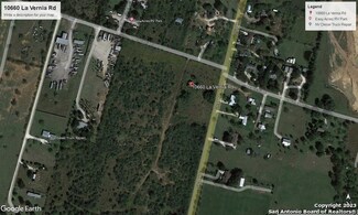 10660 La Vernia Rd, Adkins, TX 78101