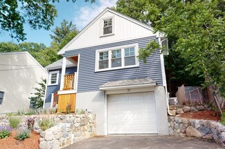 71 Lakeview Ave, Waltham, MA 02451