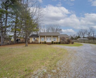 1709 Dilton Mankin Rd, Murfreesboro, TN 37127