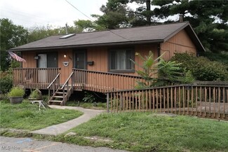 249 W Way St, Barberton, OH 44203