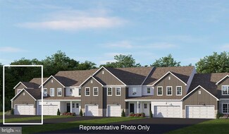 7868 Briarwood Dr, Harrisburg, PA 17112