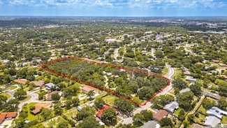 2422 Hillcrest Dr, San Antonio, TX 78228