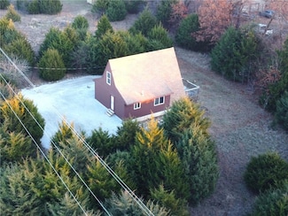 62 Maple Dr, Linn Valley, KS 66040