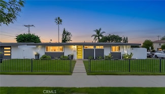 700 Hamilton St, Costa Mesa, CA 92627