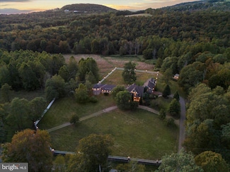 3533 State Route 2012, Union Dale, PA 18470