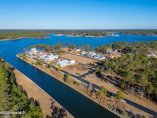 776 Harborside Dr, Oriental, NC 28571