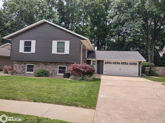 27 29th Place, Fort Madison, IA 52627