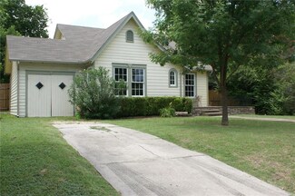 905 N College St, McKinney, TX 75069