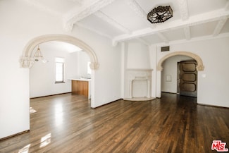 1302 N Sweetzer Ave Unit 203, West Hollywood, CA 90046