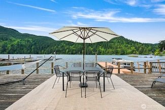 1414 Roy Rd, Bellingham, WA 98229