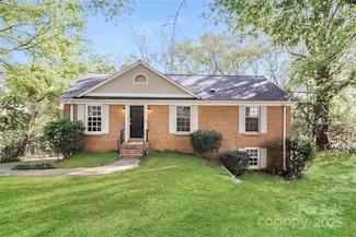 6001 Plaza Ln, Charlotte, NC 28215