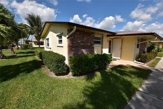 2935 Crosley Dr W Unit L, West Palm Beach, FL 33415