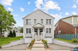 15 Kossuth St, Wallington, NJ 07057