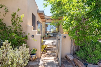 22 Esquila Rd, Santa Fe, NM 87508