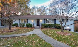 2881 Deerwood Dr, Winston Salem, NC 27103