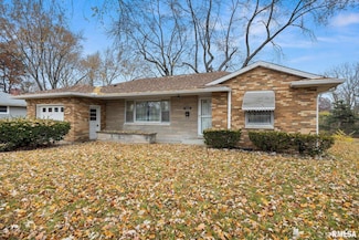 5008 N Bevalon Place, Peoria, IL 61614