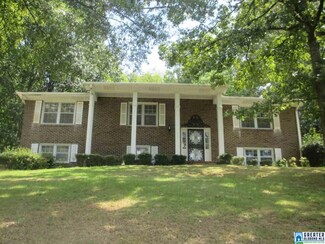 831 Sherman Oaks Dr, Birmingham, AL 35235