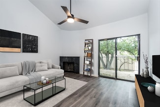 10811 Richmond Ave Unit 109, Houston, TX 77042